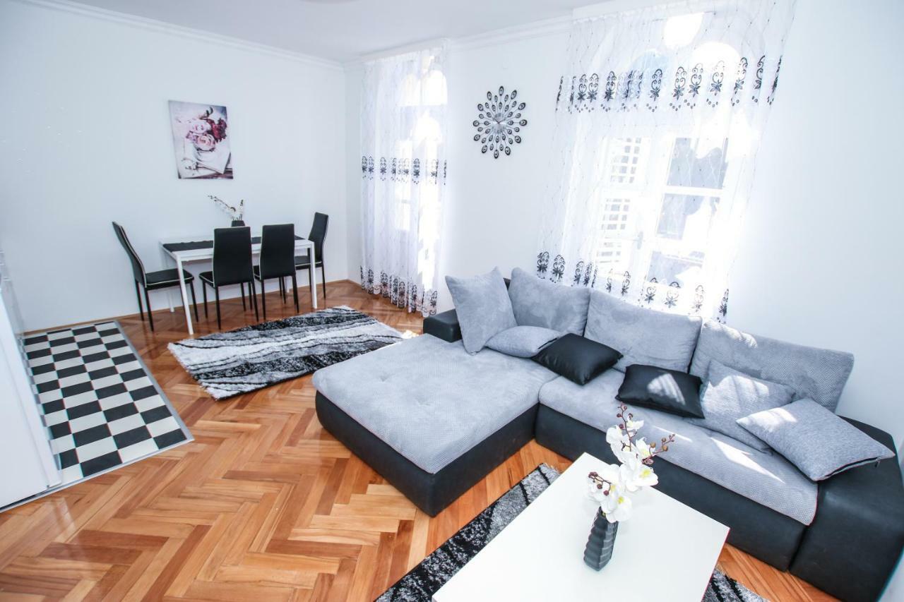 Apartments Old Town Пореч Экстерьер фото
