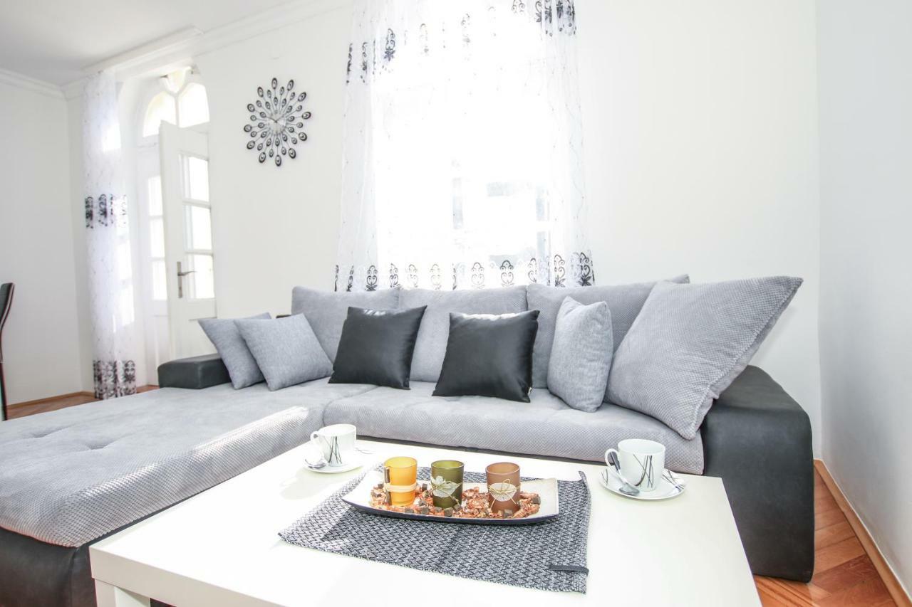 Apartments Old Town Пореч Экстерьер фото