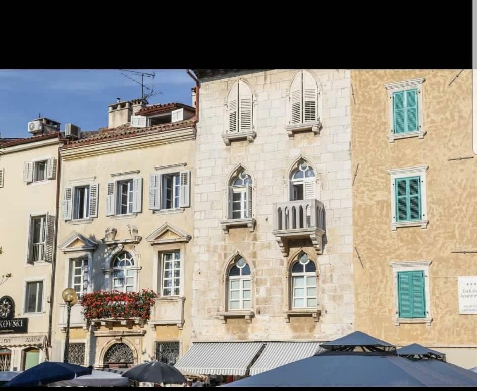Apartments Old Town Пореч Экстерьер фото